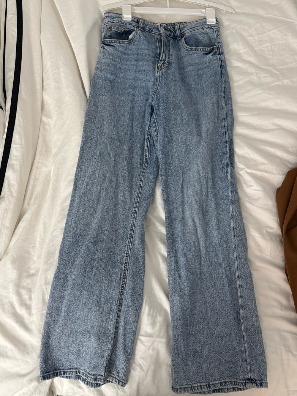 H&M Light Blue Wide-Leg Jeans